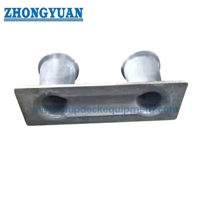 Double Bitt Mooring Bollard dengan tanduk opsional.