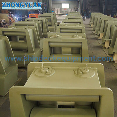 Empat Roller Universal Fairlead dengan Roller Atas. ISO 13733 Tipe 4R untuk Mooring dan Towing Kapal