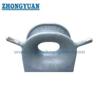 DIN 81915 Tipe D Casting Steel Deck Mounted Chock Ship Towing Equipment